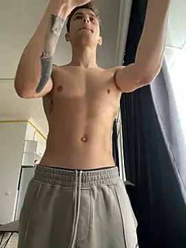 Snapshot of mark_streemm chatting on 12-17-24, 06:02 mark streemm online show from 12-17-24, 06:02