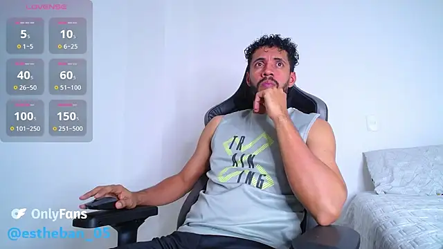 Snapshot of steven_smith05 chatting on 09-09-25, 01:49 steven smith05 online show from 09-09-25, 01:49