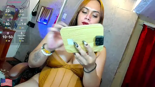 Snapshot of _MissKhimberlyXxx_ chatting on 04-28-26, 02:44 MissKhimberlyXxx online show from 04-28-26, 02:44
