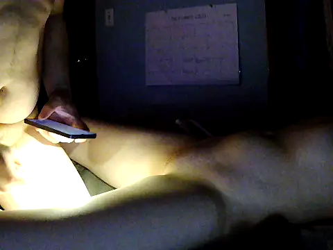 Snapshot of peaches_playz chatting on 10-29-25, 04:31 peaches playz online show from 10-29-25, 04:31