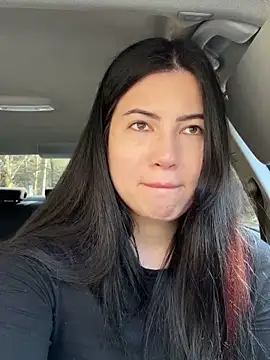 clairewntr online show from 03-06-25, 10:52