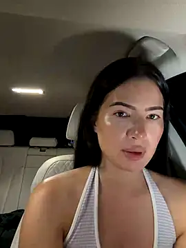 clairewntr online show from 10-20-25, 07:47