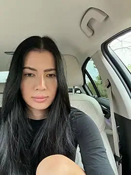 clairewntr online show from 04-12-26, 04:56