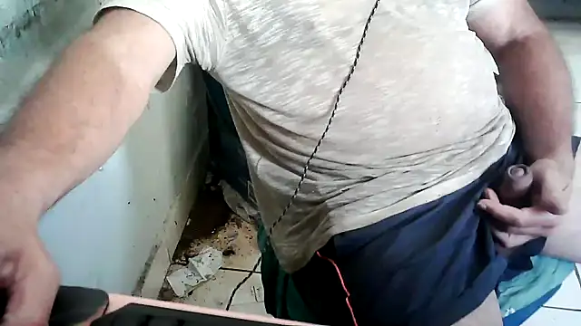 Snapshot of eduar570 chatting on 09-26-25, 02:43 eduar570 online show from 09-26-25, 02:43