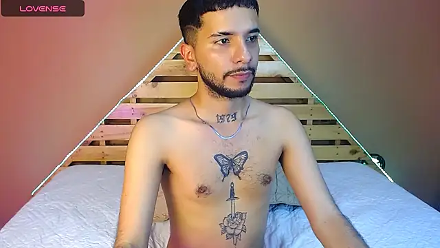 Snapshot of sexxgods chatting on 12-23-24, 11:17 sexxgods online show from 12-23-24, 11:17