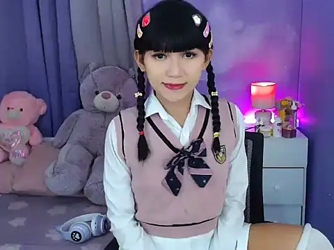 Snapshot of urlovelyfreya chatting on 10-04-25, 04:16 urlovelyfreya online show from 10-04-25, 04:16