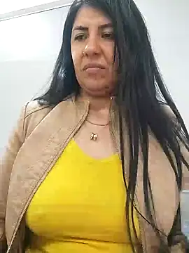 aisha latina online show from 02-19-25, 06:21