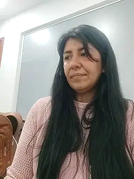 aisha latina online show from 03-11-25, 03:45