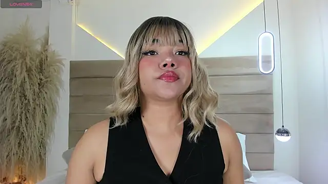 ValerieDiaz  online show from 09-09-25, 12:05