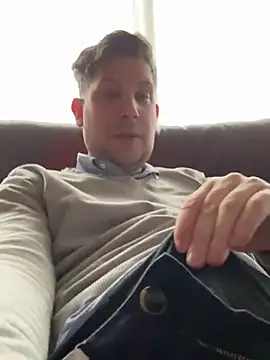 Taxidriver1988 online show from 12-30-24, 02:08