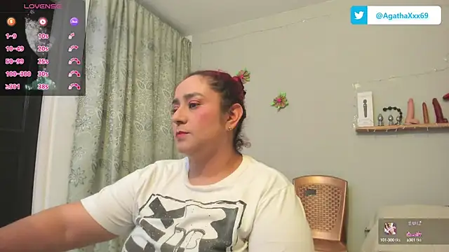 Snapshot of agathaxxx-69 chatting on 02-06-25, 08:13 agathaxxx-69 online show from 02-06-25, 08:13