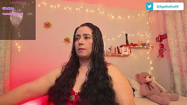 Snapshot of agathaxxx-69 chatting on 02-07-25, 07:38 agathaxxx-69 online show from 02-07-25, 07:38