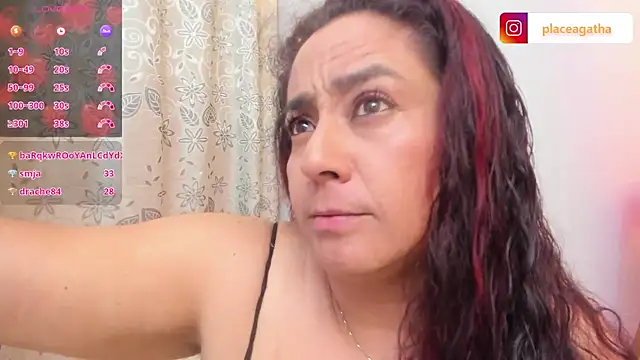 Snapshot of agathaxxx-69 chatting on 02-15-25, 10:52 agathaxxx-69 online show from 02-15-25, 10:52