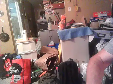 M9ntreal online show from 09-10-25, 04:34