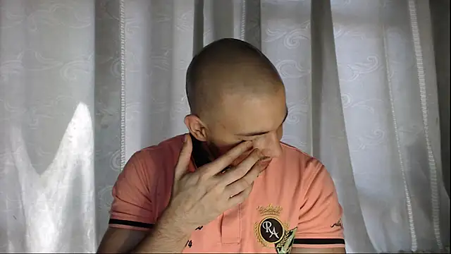 Snapshot of Armando_2002 chatting on 09-20-25, 05:47 Armando 2002 online show from 09-20-25, 05:47