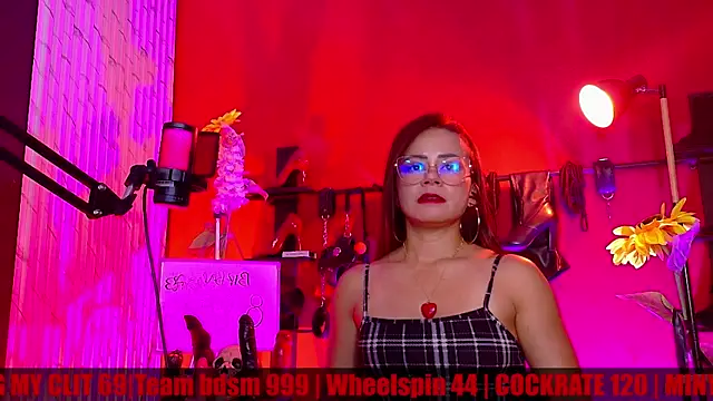 MistressSlut1 online show from 04-16-26, 02:51