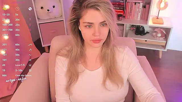 pussy-kattt online show from 01-25-25, 11:13