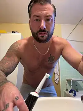 Snapshot of 2guysforu chatting on 02-17-25, 08:30 2guysforu online show from 02-17-25, 08:30