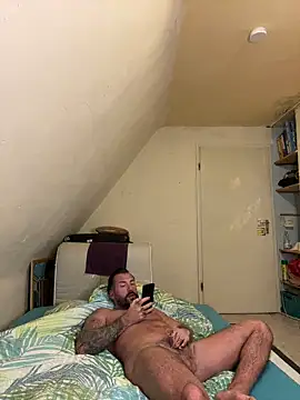 Snapshot of 2guysforu chatting on 02-23-25, 09:26 2guysforu online show from 02-23-25, 09:26