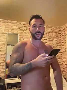 Snapshot of 2guysforu chatting on 03-15-25, 08:54 2guysforu online show from 03-15-25, 08:54