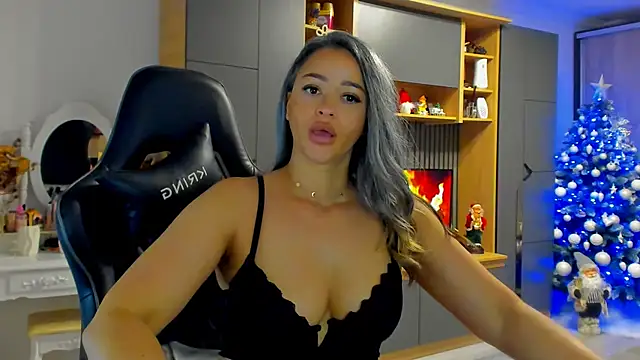 Snapshot of Claire95_ chatting on 12-05-25, 05:49 Claire95 online show from 12-05-25, 05:49