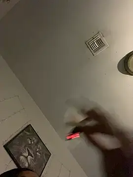 CutieFrmthehood online show from 01-05-25, 12:52