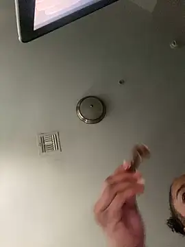 CutieFrmthehood online show from 01-26-25, 06:16