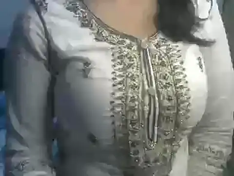 Snapshot of SiaraSiyA chatting on 02-09-25, 06:05 SiaraSiyA online show from 02-09-25, 06:05