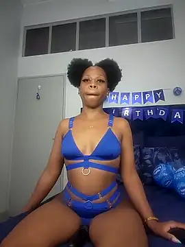 QUEENMANDYY online show from 02-08-25, 06:22
