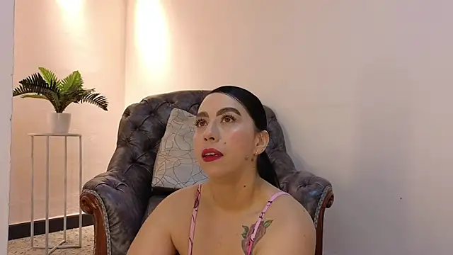 Snapshot of niky_smit chatting on 11-24-25, 10:48 niky smit online show from 11-24-25, 10:48