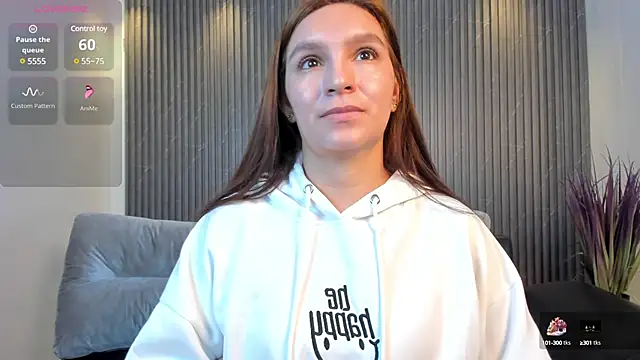 miataylorr1 online show from 03-03-25, 12:27