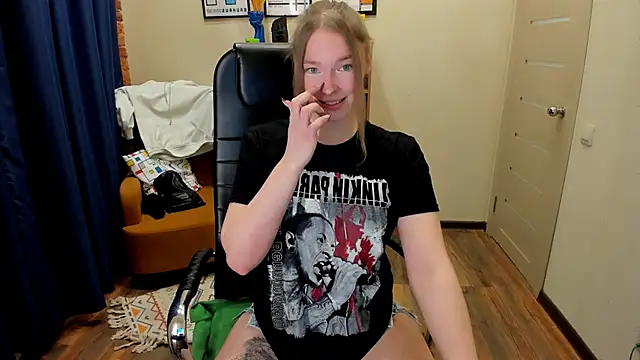  fiona Love online show from 02-17-26, 08:15