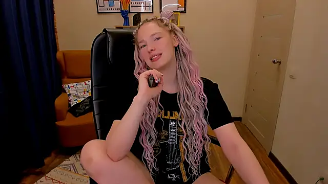  fiona Love online show from 03-17-26, 08:45