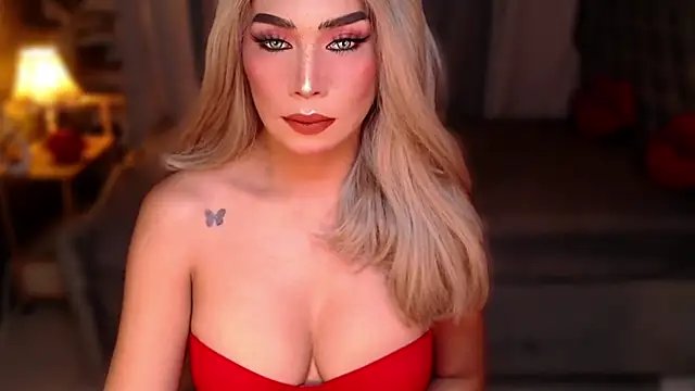 QUEEN GIAMOORE69 online show from 07-16-26, 11:11