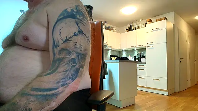 Snapshot of crazylemy chatting on 01-08-26, 08:16 crazylemy online show from 01-08-26, 08:16