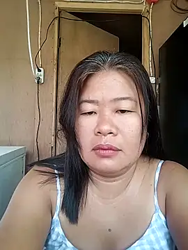 Snapshot of lickmepussy21 chatting on 04-16-26, 10:34 lickmepussy21 online show from 04-16-26, 10:34