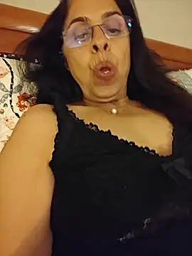 Susannemilf online show from 11-11-25, 02:44