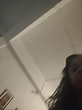 Susannemilf online show from 04-19-26, 02:11