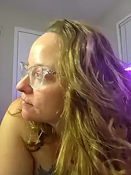 julimonroe online show from 02-28-25, 05:59