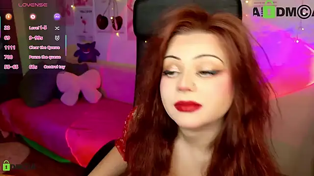 Snapshot of StellaMilla chatting on 05-29-26, 01:03 StellaMilla online show from 05-29-26, 01:03