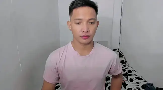 Snapshot of xSebastian19 chatting on 01-09-25, 02:54 xSebastian19 online show from 01-09-25, 02:54