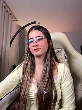 Stormiie777 online show from 03-04-26, 02:06