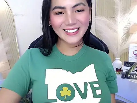 Snapshot of Martha_pookerxxx chatting on 10-07-25, 07:11 Martha pookerxxx online show from 10-07-25, 07:11