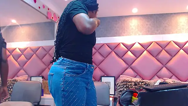 DanielaDuff online show from 02-15-26, 07:54