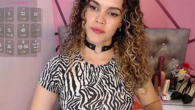 Snapshot of greatASS_Latina chatting on 09-26-25, 07:29 greatASS Latina online show from 09-26-25, 07:29