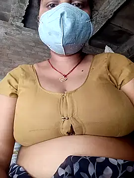 Snapshot of Lattika-Bhabhi chatting on 02-04-25, 09:07 Lattika-Bhabhi online show from 02-04-25, 09:07