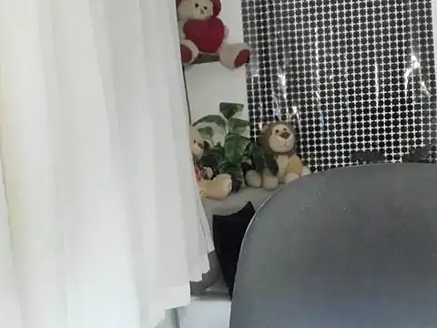 lorenitabella online show from 11-18-25, 08:52