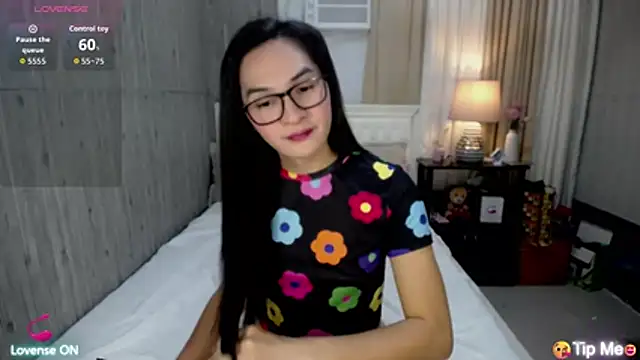 xAsianSweetHeart online show from 04-17-26, 11:19