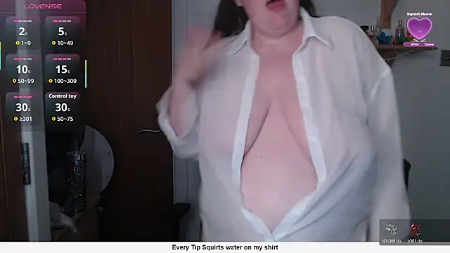 Snapshot of Rebecca_Summer chatting on 07-08-26, 06:23 Rebecca Summer online show from 07-08-26, 06:23