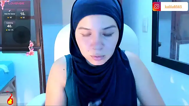 MatchedEyebrow online show from 10-17-25, 09:50